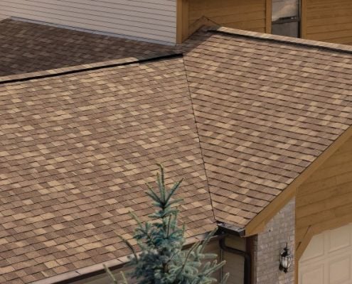 Roofer in Sudbury, MA 01776